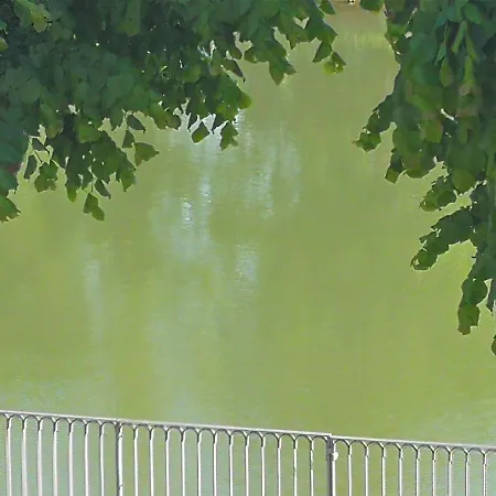 Un Balcon Sur La Charente- Savinien * Saint-Savinien